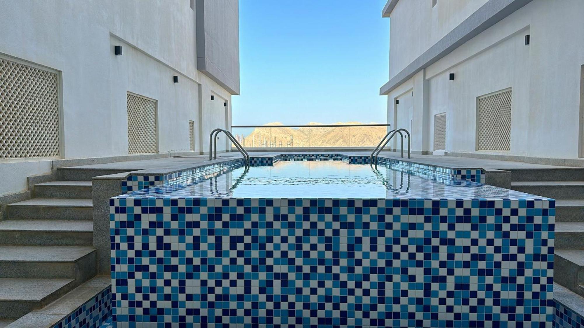 Elegant 3-bed Sea-view Muscat